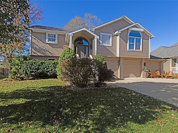 2nd image of 1508 NE Scarborough Dr