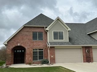 1821 Traders Point Ln SW, Rochester, MN 55902