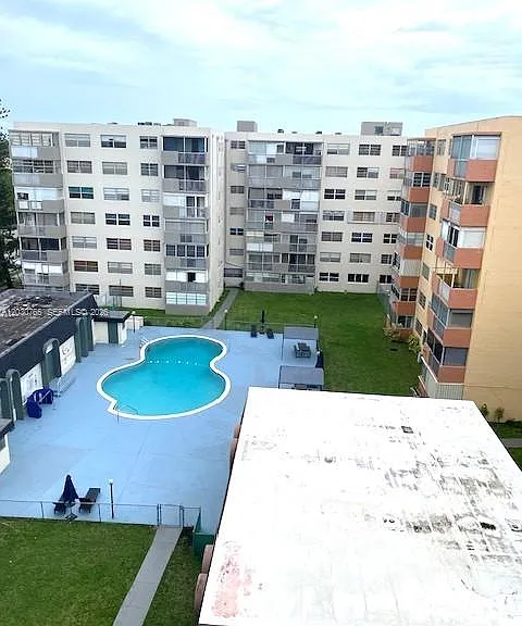 16410 Miami Dr #706 — Photo 12