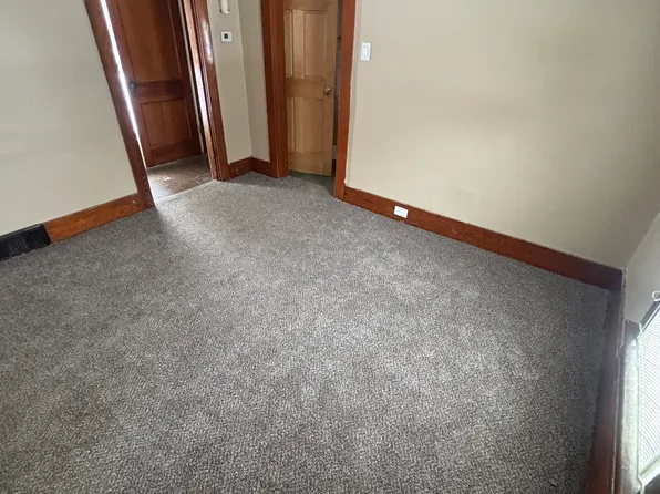 510 1/2 Day St, Ravenna, OH 44266