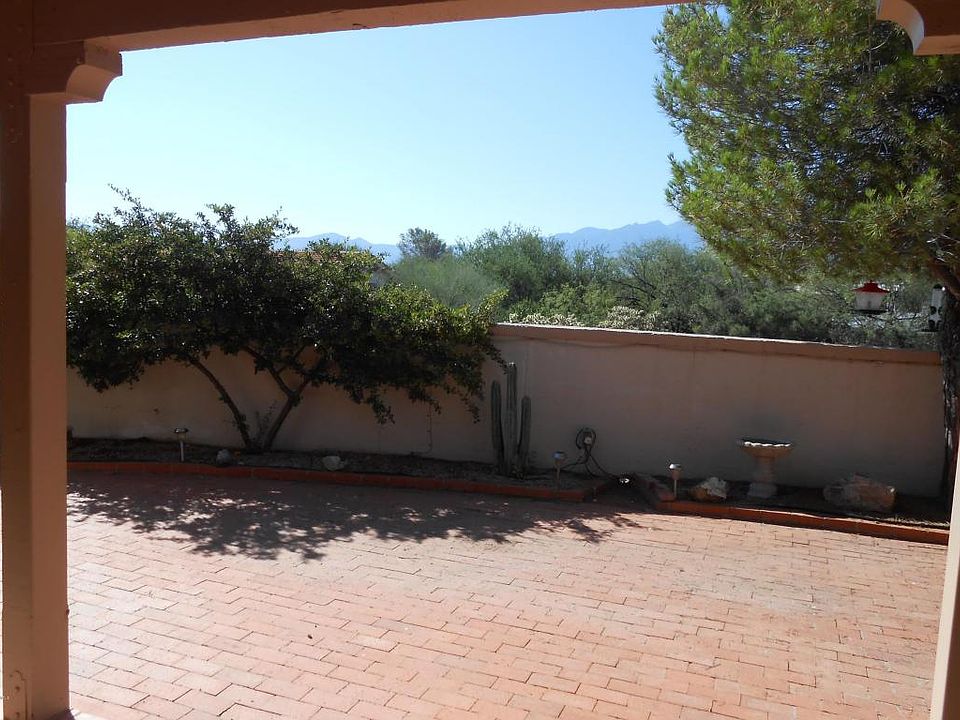 1st image of 661 S Paseo De Amigos