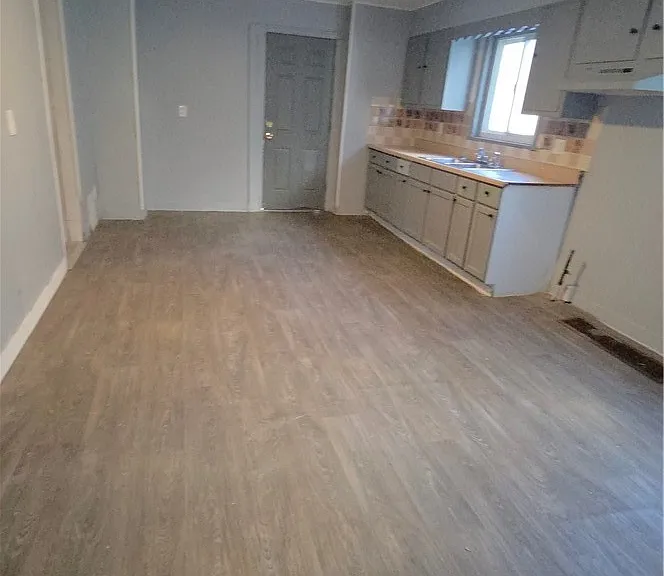 7209 Park Ave — Photo 5