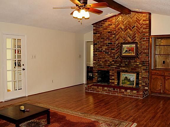 3rd image of 8518 Flower Meadow Dr