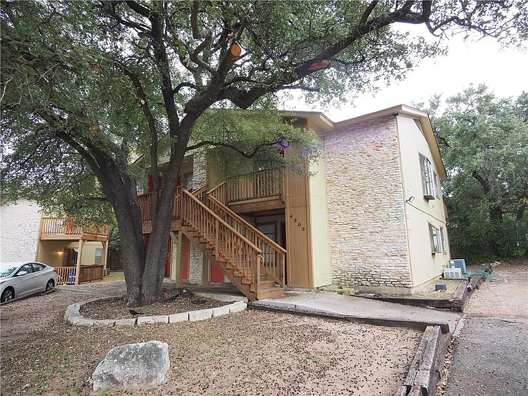 4303 Acropolis Ct #D — Photo 1