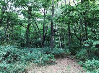 205 SE Moore Rd, Saint Joseph, MO 64504