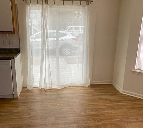 5th image of 4406 McClelland Dr