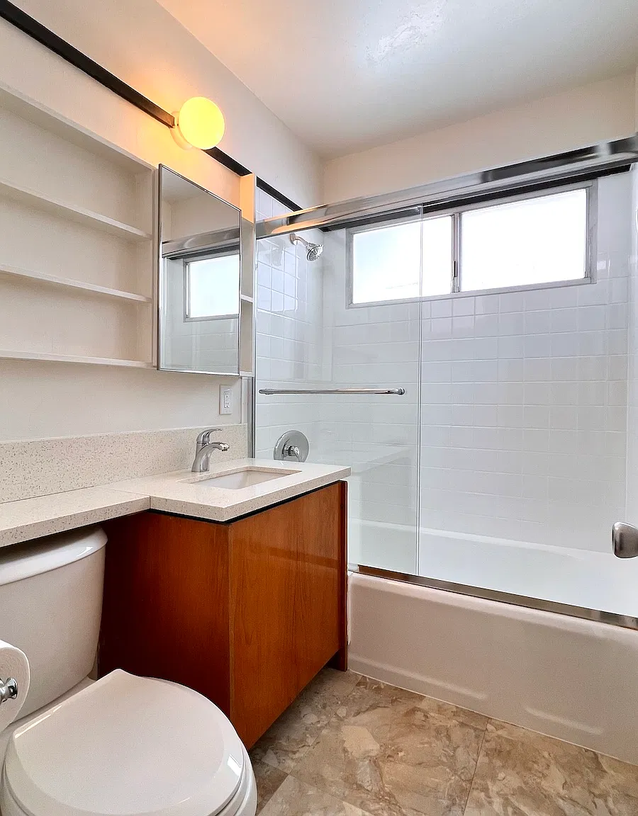 2 bed, 750 sqft, $2,350 — Photo 3