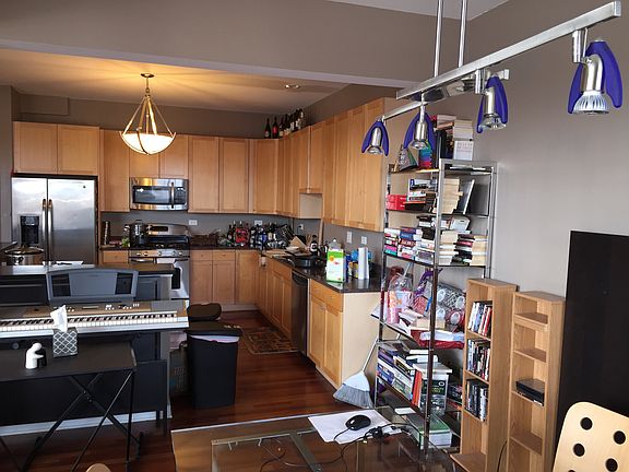 4th image of 1616 N Western Ave APT 4A