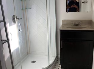 2029 1/2 Madison Rd, Cincinnati, OH 45208