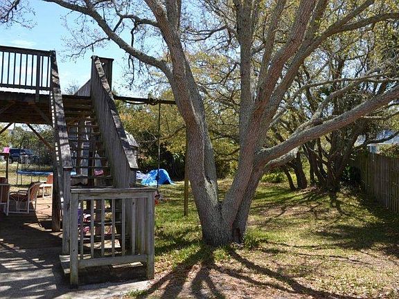 5th image of 812 Rio Vista Dr