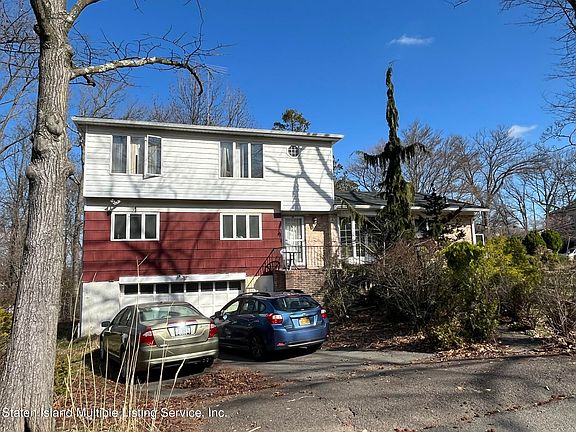2nd image of 34 Beebe St
