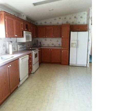 5th image of 26350 Shannon Mill Dr