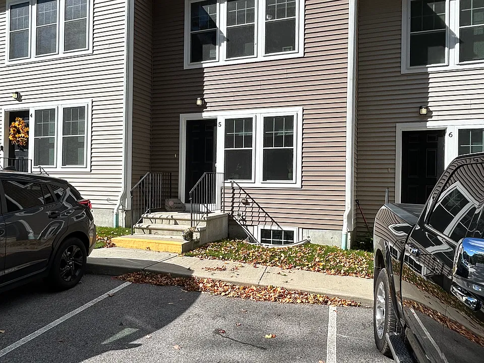 40 Depot St #5