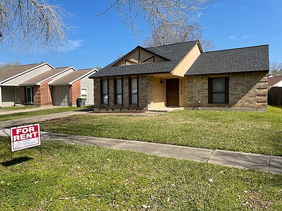 Front of property showing new roof