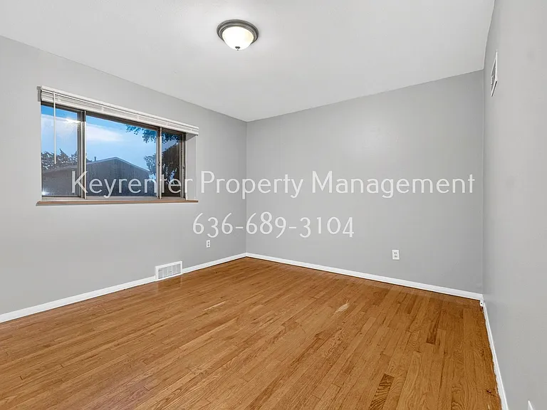 7405 Olian Dr — Photo 10