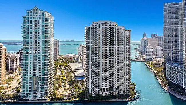 901 Brickell Key Blvd #3102 — Photo 28