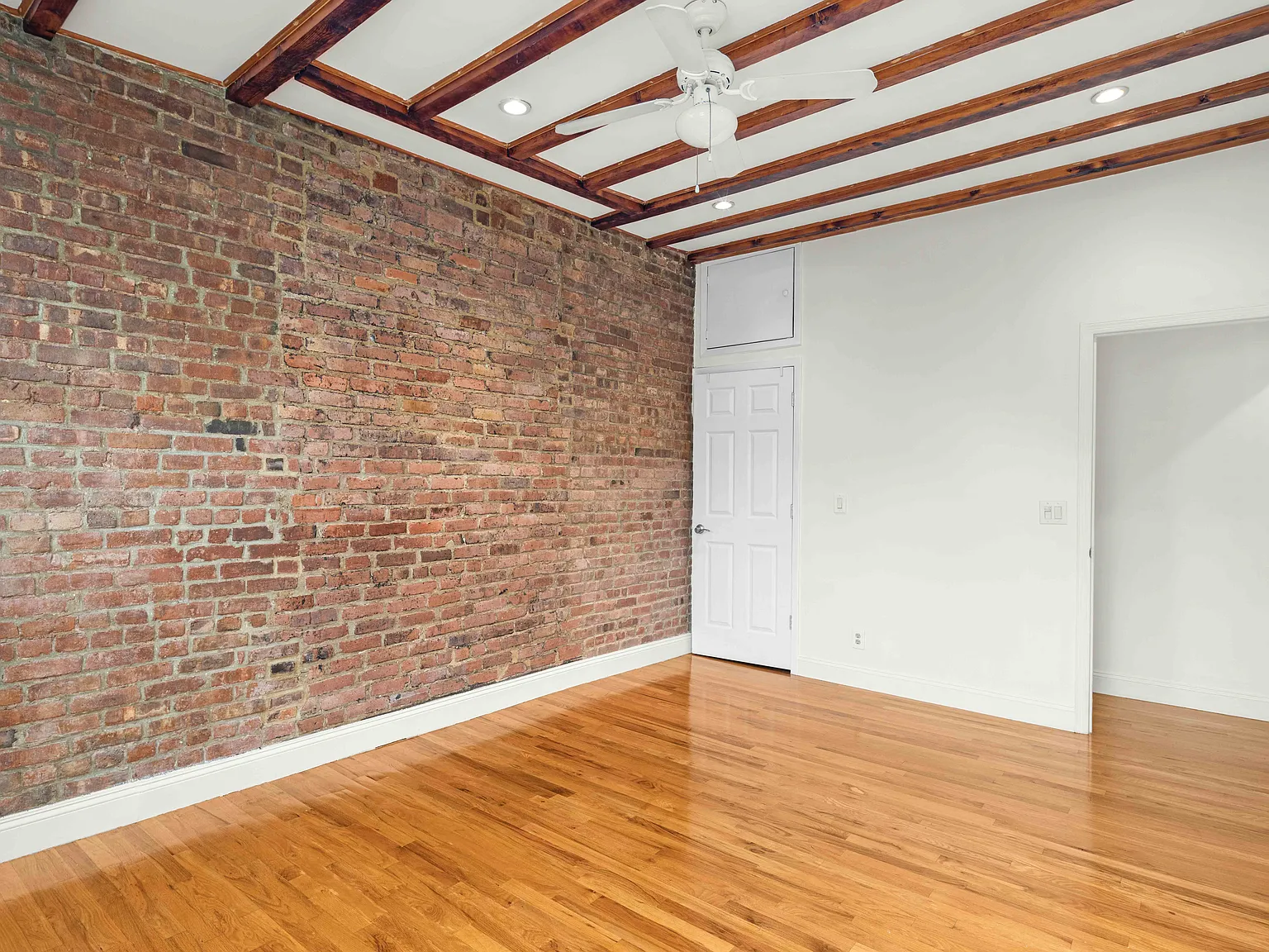 120 Suffolk Street — Photo 4