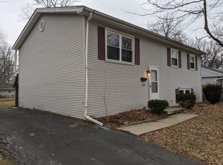 2127 N Dennis Ave, Decatur, IL 62526