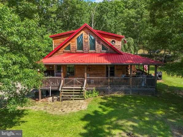 1005 Oakwood Dr, Keyser, WV 26726