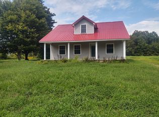 1267 Smiley Troutt Rd, Bethpage, TN 37022