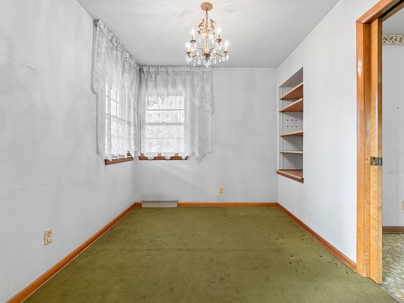 5th image of 19 Schrum Rd