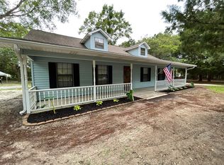 7901 Peabody Rd, Ocean Springs, MS 39564