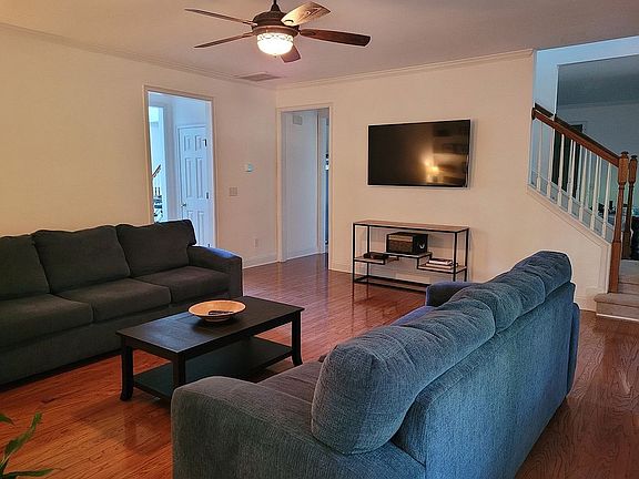 5th image of 618 Heathercrest Ct