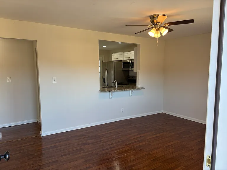 2625 Oakwood Cir #A — Photo 3