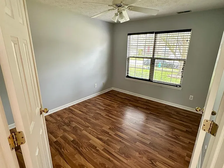 6932 Thousand Oaks Ln — Photo 5