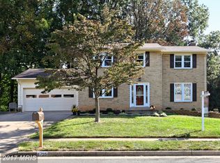 4755 Farndon Ct, Fairfax, VA 22032