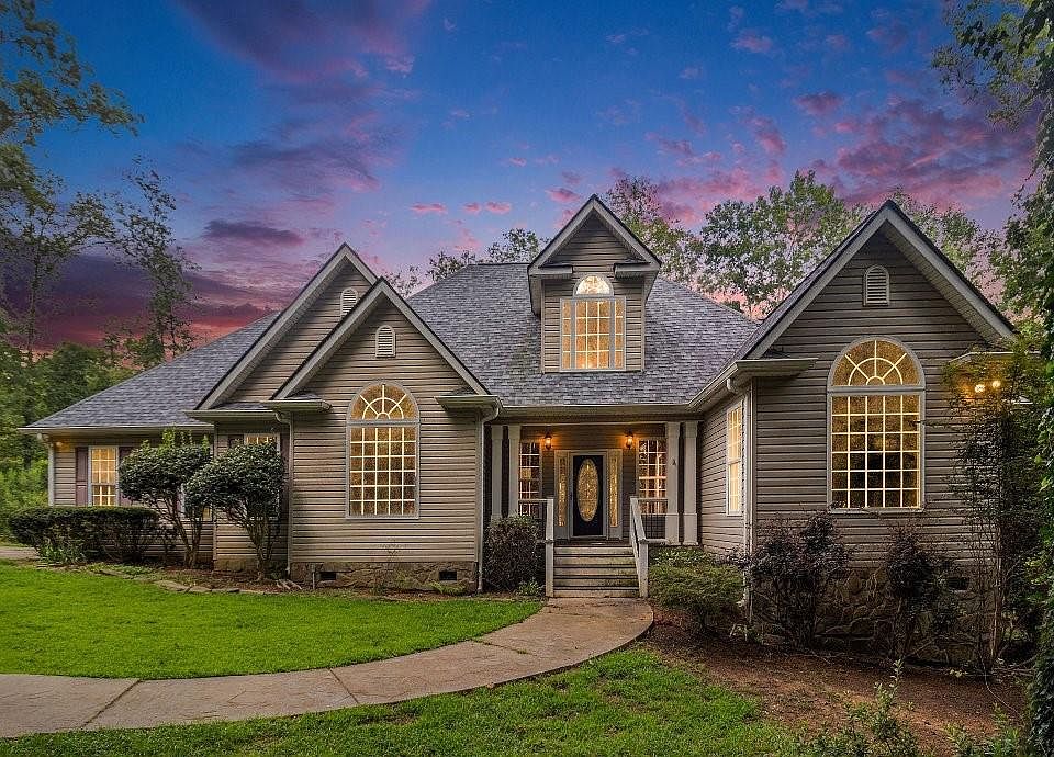 1st image of 5024 Greenwood Dr