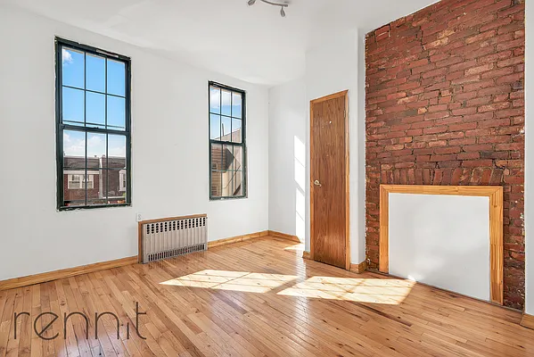 Rented by Rennit Inc. | media 2