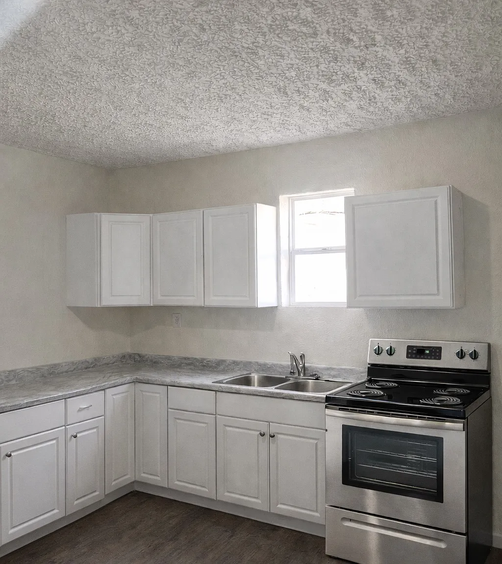 2 bed, $1,250 — Photo 1