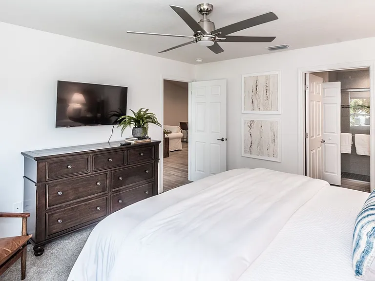 215 Lewis Cir #111 — Photo 19