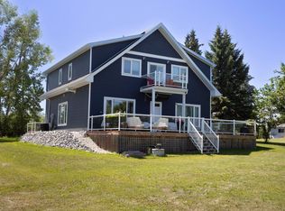 14 Kos St, Betula Beach, AB T0E2B0