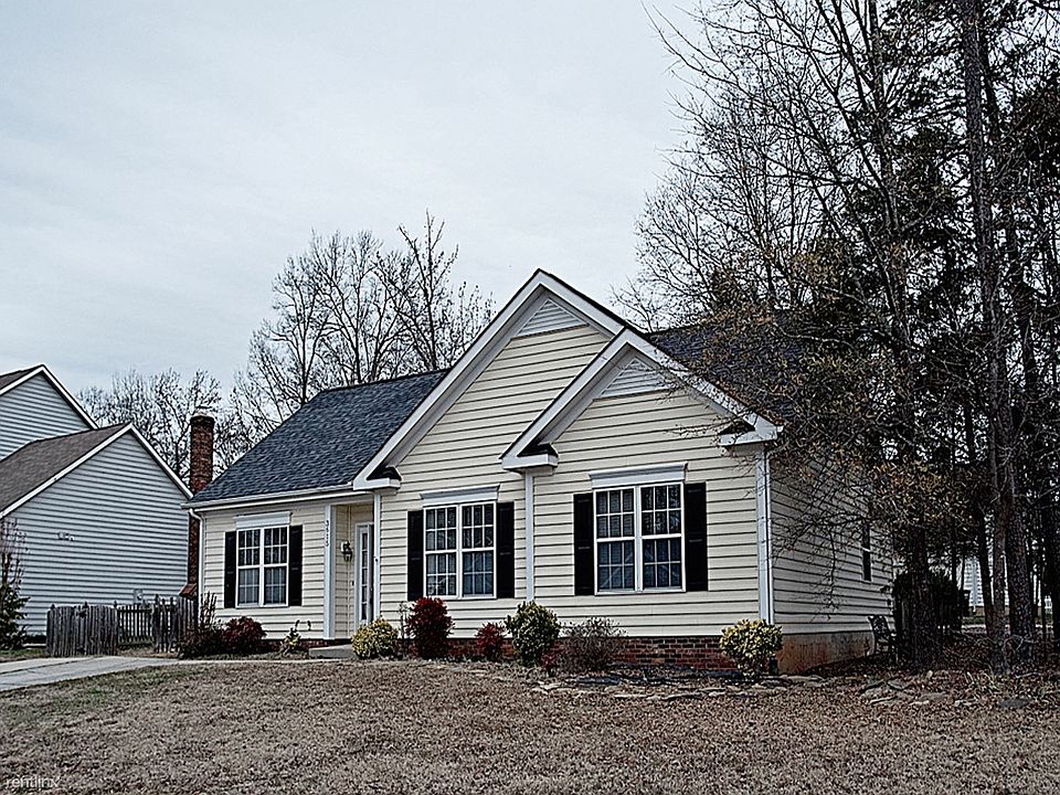 2nd image of 3615 Kristofer Dr