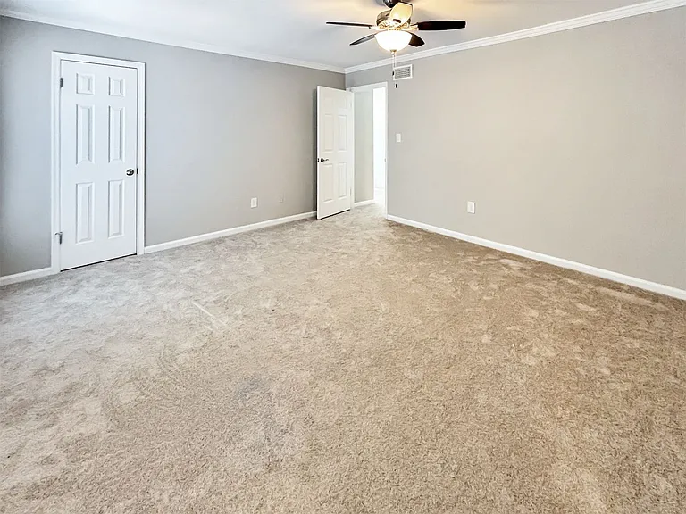 5030 Meadow Ln — Photo 18