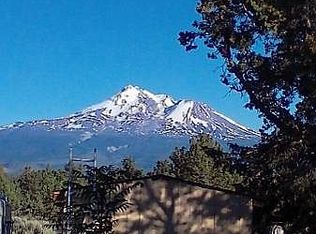 6557 Turquoise Ave, Montague, CA 96064