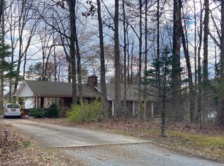 1042 Luke St, King, NC 27021