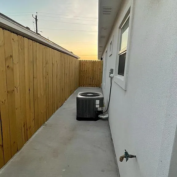 2 bedroom 2 unit outside sitting area