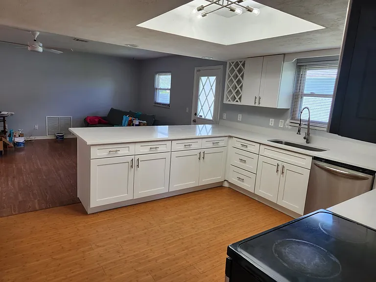 4431 Doris Dr — Photo 7