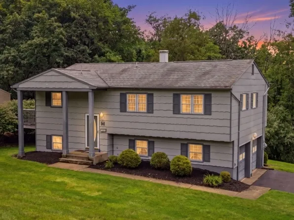 112 Sunrise Ter, Washington Boro, NJ 07882