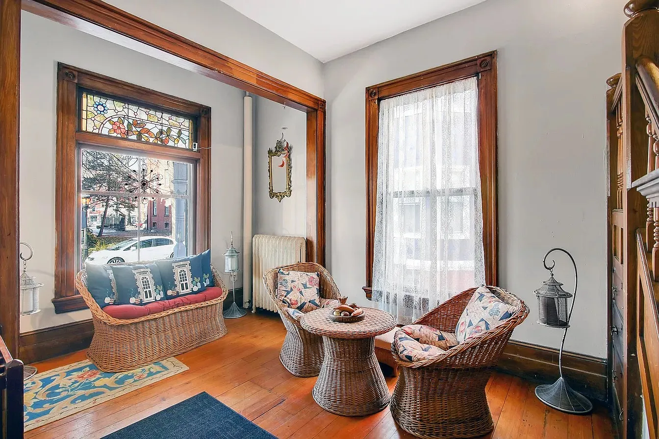 2 bed, 1100 sqft, $1,650 — Photo 4