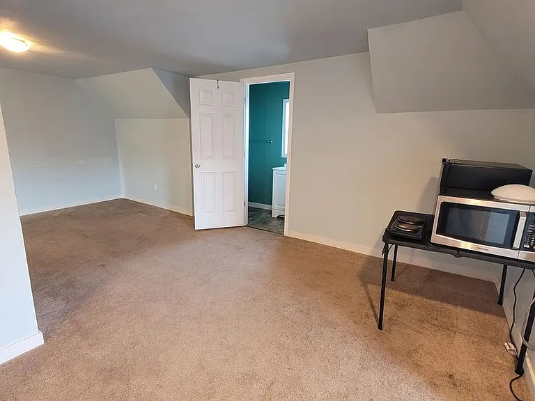435 Ash St — Photo 17
