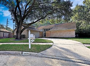 4406 Belle Hollow Dr, Houston, TX 77084