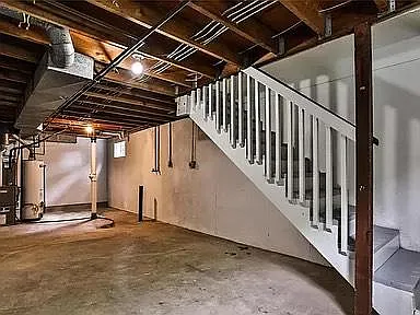 214 Euclid Ave — Photo 11