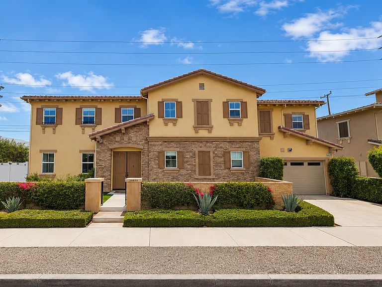 20859 S Normandie Ave — Photo 1