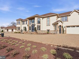 1066 Washington Crossing Rd, Newtown, PA 18940