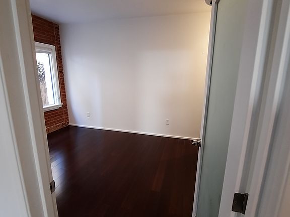 4th image of 1234 N Formosa Ave #7
