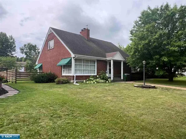 816 E 25th St, Hibbing, MN 55746